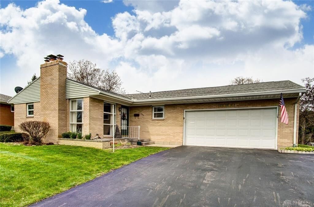 Property Photo:  1733 Brookhollow Drive  OH 45504 