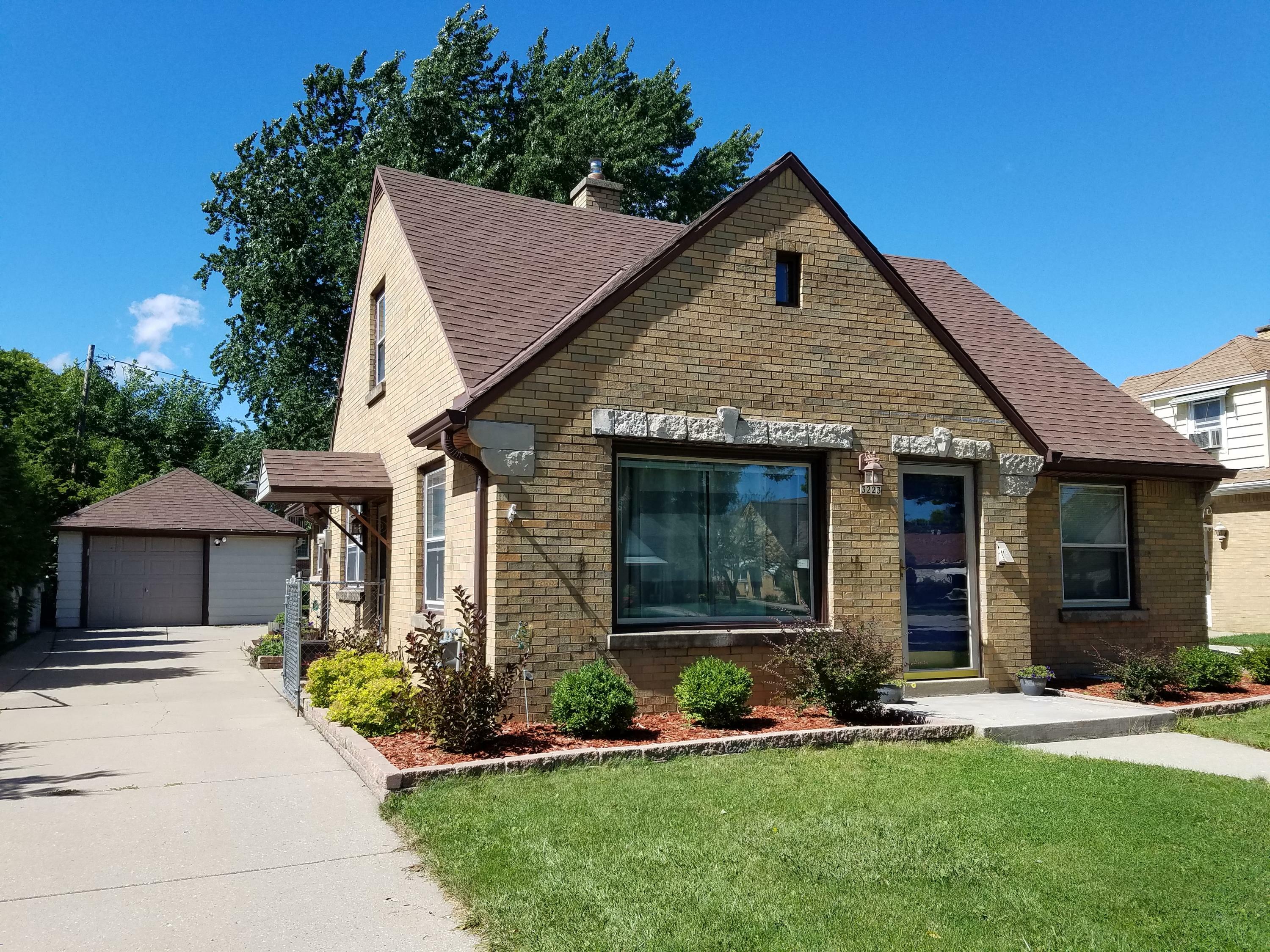 Property Photo:  3223 S 37th St  WI 53215 