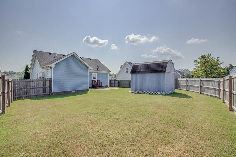 Property Photo:  2242 Dewey Dr  TN 37174 