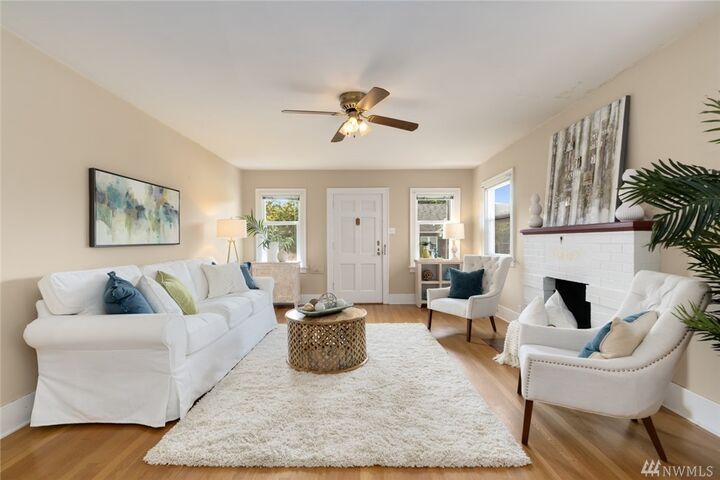 Property Photo:  3610 42nd Ave SW  WA 98116 