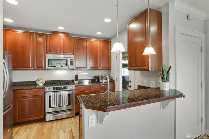 Property Photo: 553 Ward Street WA 98109
