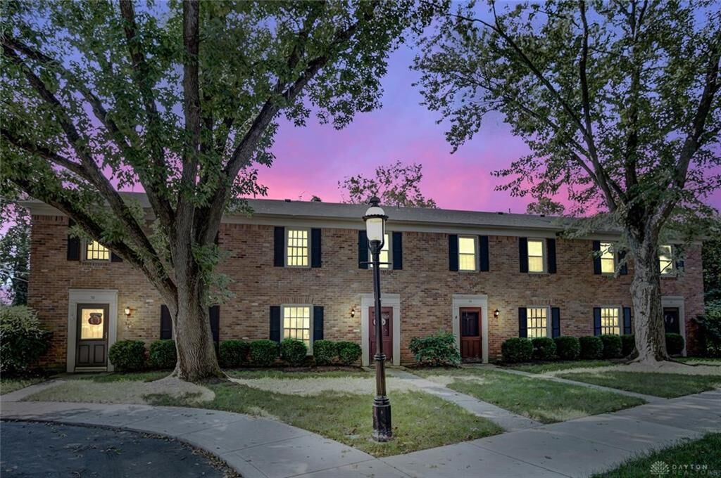 Property Photo: 70 Cranston Court OH 45458