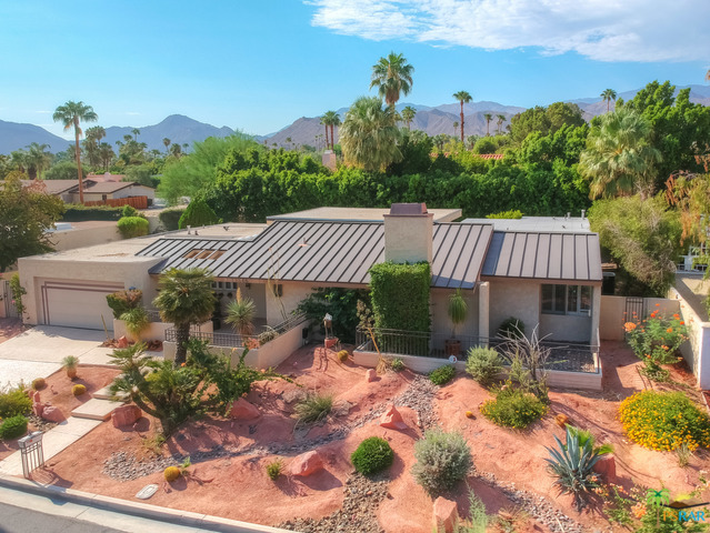 Property Photo:  72665 Somera Road  CA 92260 