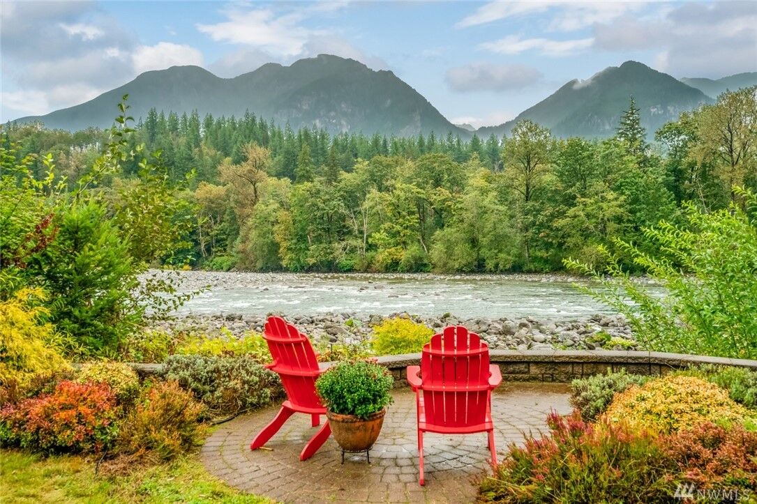 Property Photo:  17823 433rd Avenue SE  WA 98251 