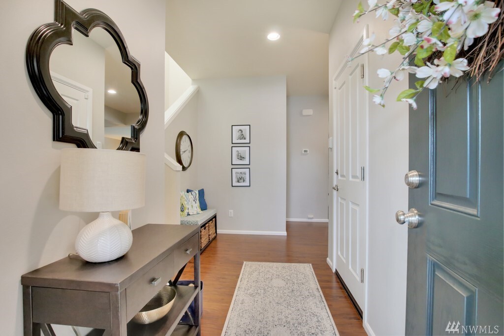 Property Photo: 11020 178th Avenue Ct E WA 98391