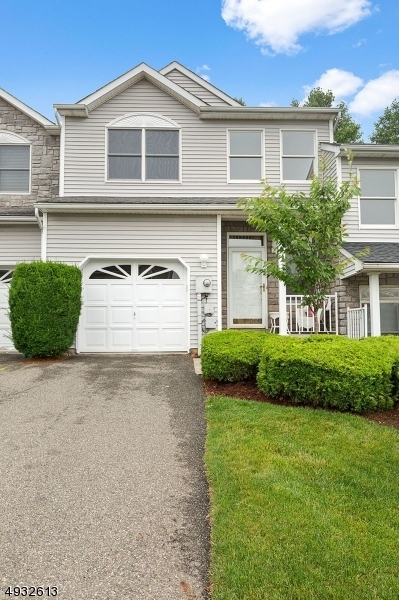 83 Springhill Dr  Parsippany-Troy Hills Twp. NJ 07950 photo