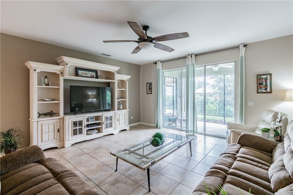 Property Photo:  3248 Spicer Avenue  FL 32735 