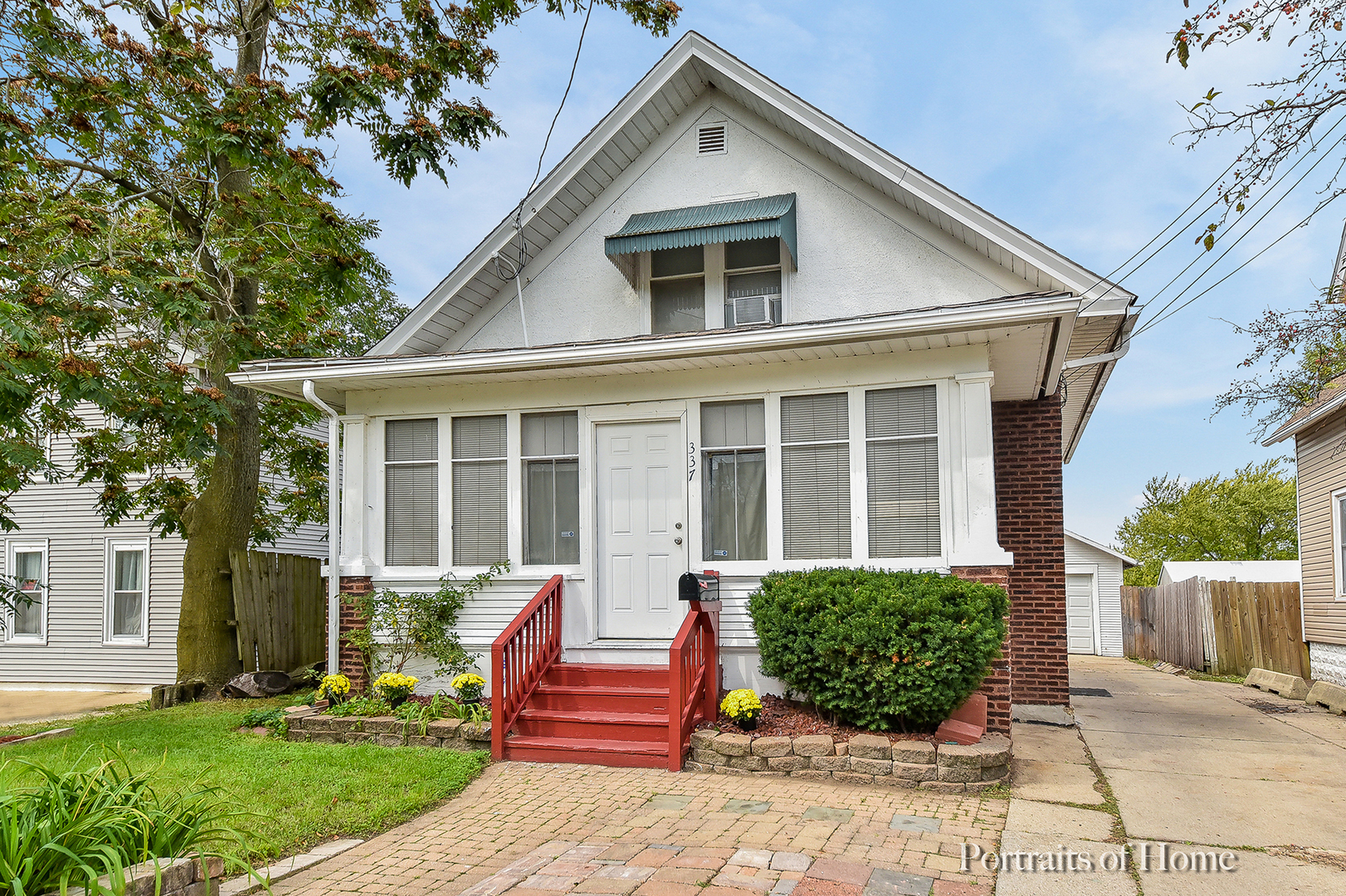 Property Photo:  337 South Broadway  IL 60505 