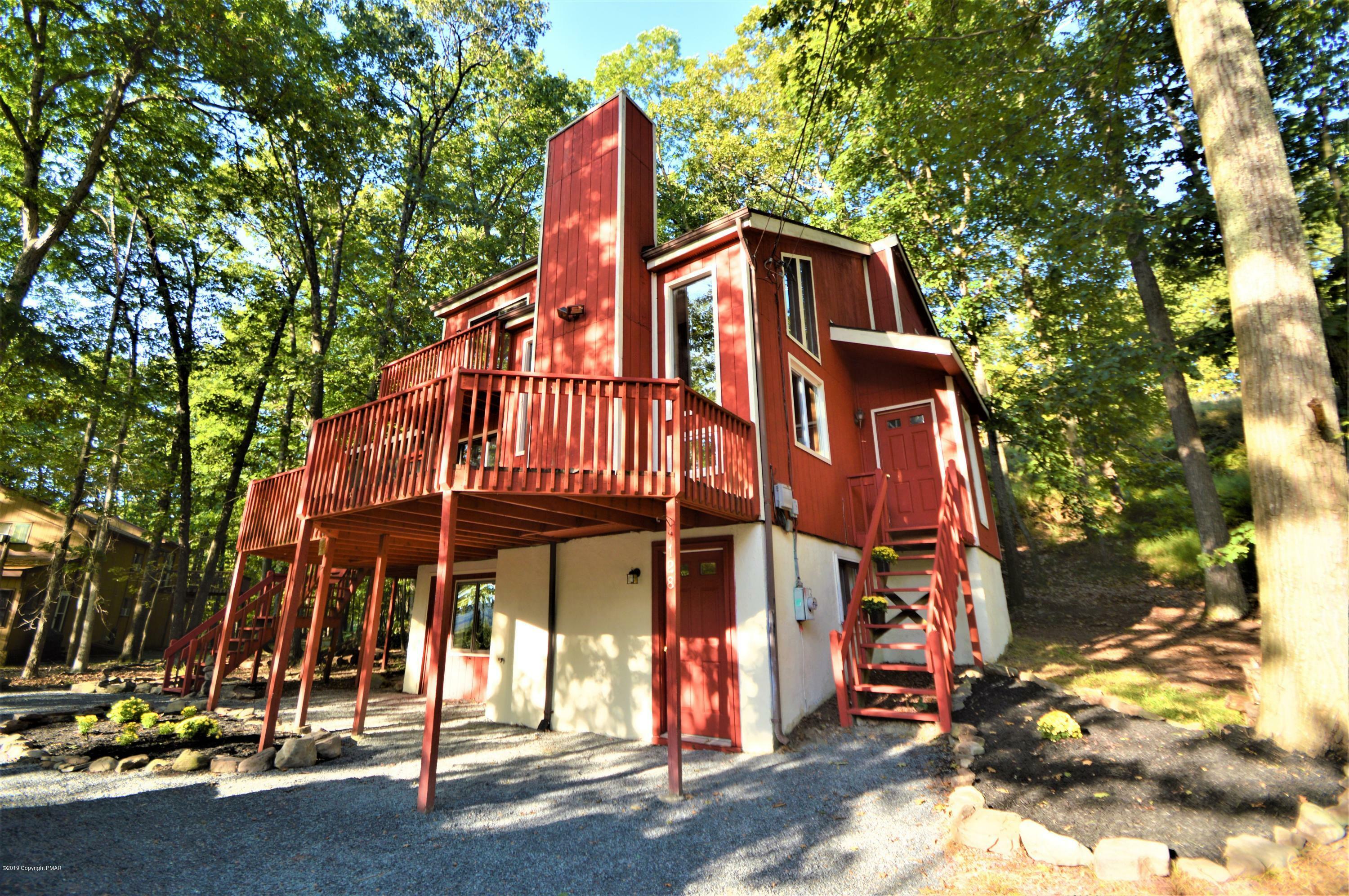 Property Photo:  128 Ashley Ct  PA 18324 