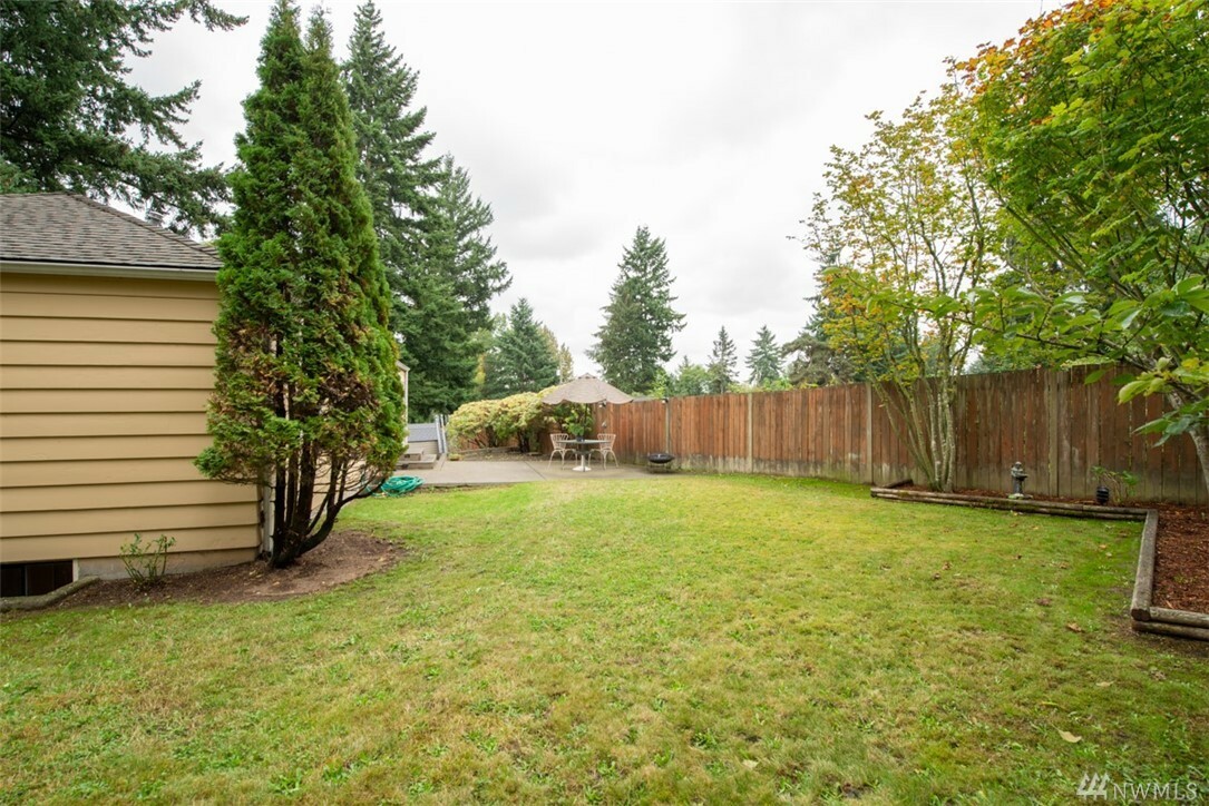 Property Photo:  2427 NE 143rd St  WA 98125 