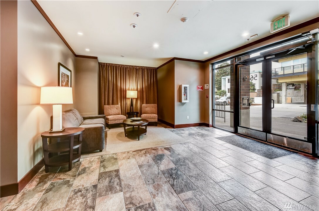 Property Photo: 5615 24th Ave NW 22 WA 98107