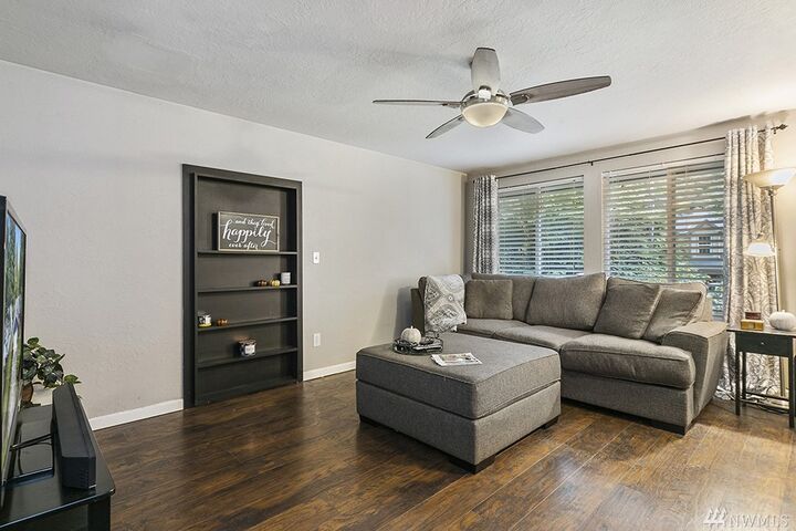 Property Photo: 7580 NE Harbor View Drive WA 98370