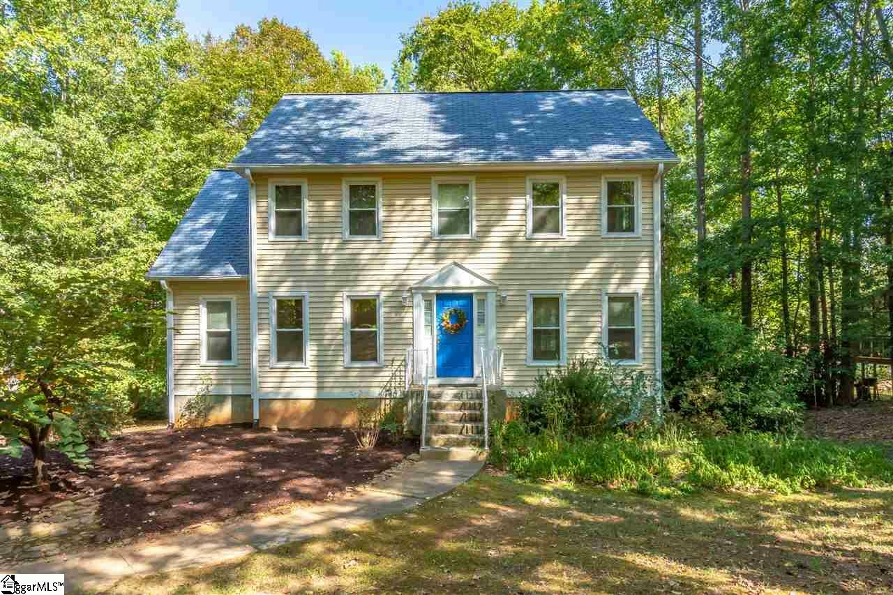 Property Photo:  121 Silverdale Drive  SC 29301 