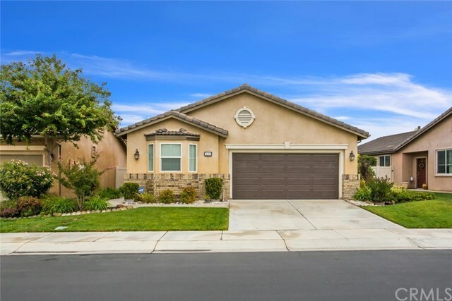 Property Photo: 320 Shining Rock CA 92223