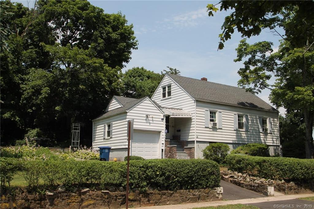 Property Photo:  35 Beverly Place  CT 06610 