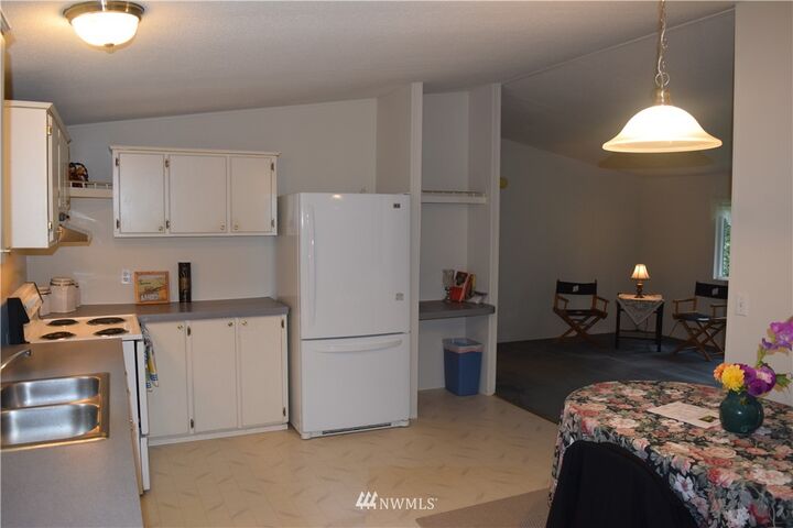 Property Photo:  27829 SW 99th Avenue  WA 98070 