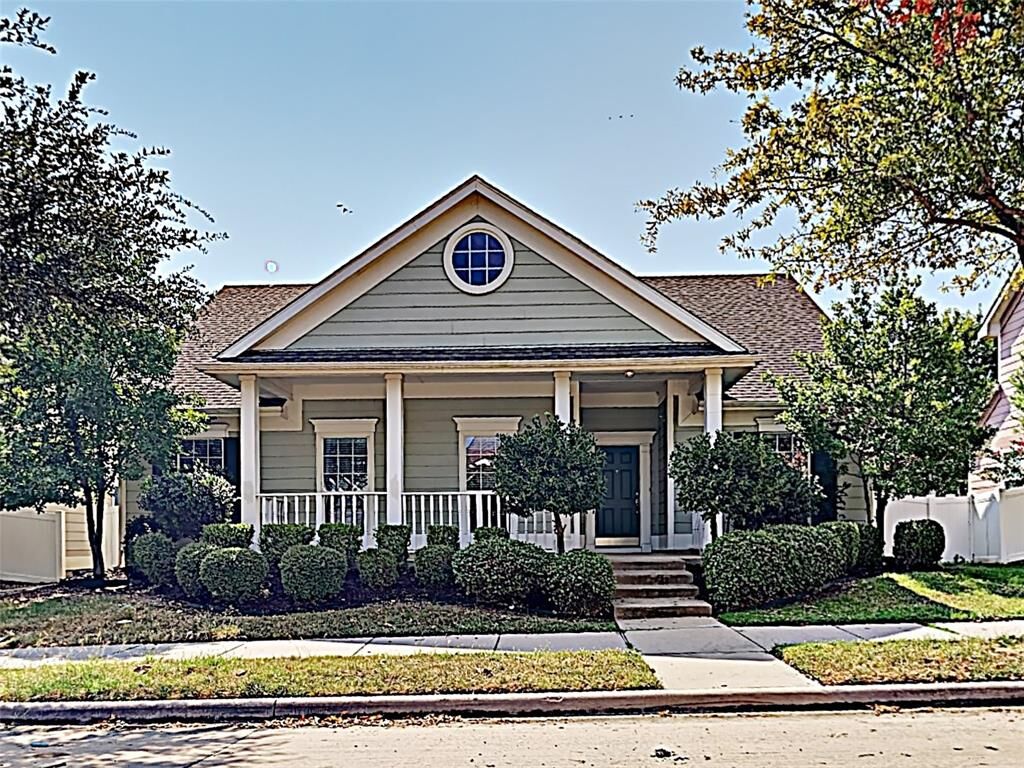 Property Photo:  1508 Chestnut Drive  TX 76227 