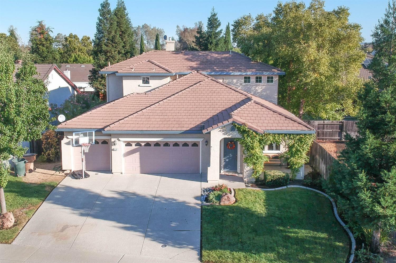 Property Photo:  530 Aspen Meadows Way  CA 95648 