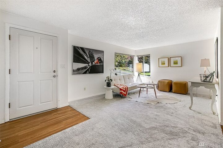 Property Photo:  7121  16th Avenue SW  WA 98106 