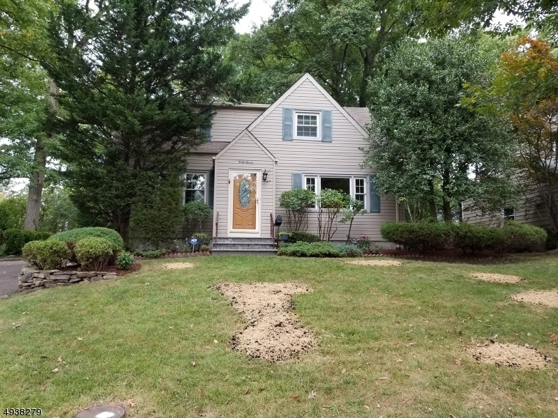 Property Photo:  47 Beech Ave  NJ 07023 