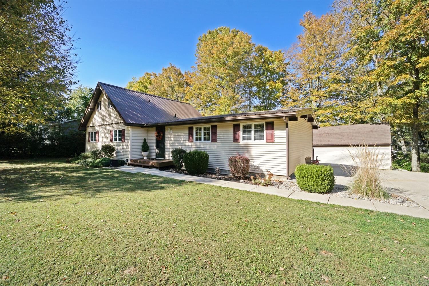 Property Photo: 1277 Elm Cove OH 45118
