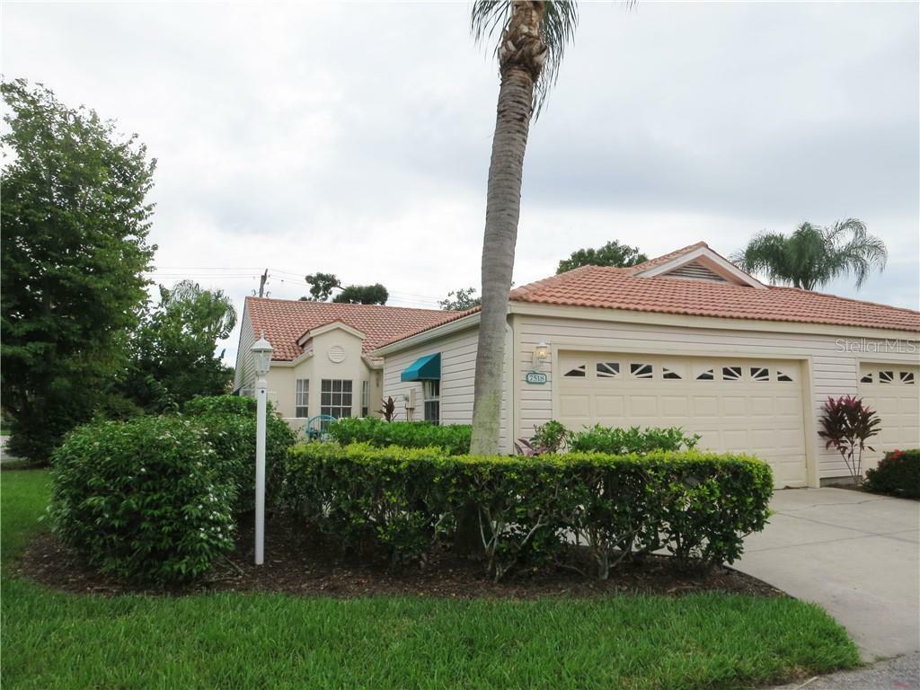 Property Photo:  7518 Preserves Court  FL 34243 