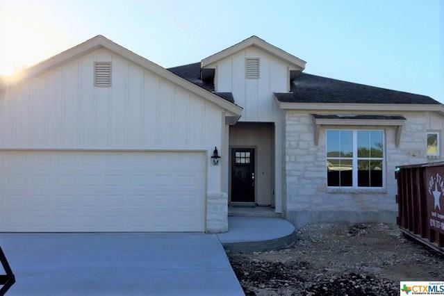 Property Photo:  4 Rock Hollow Circle  TX 78676 