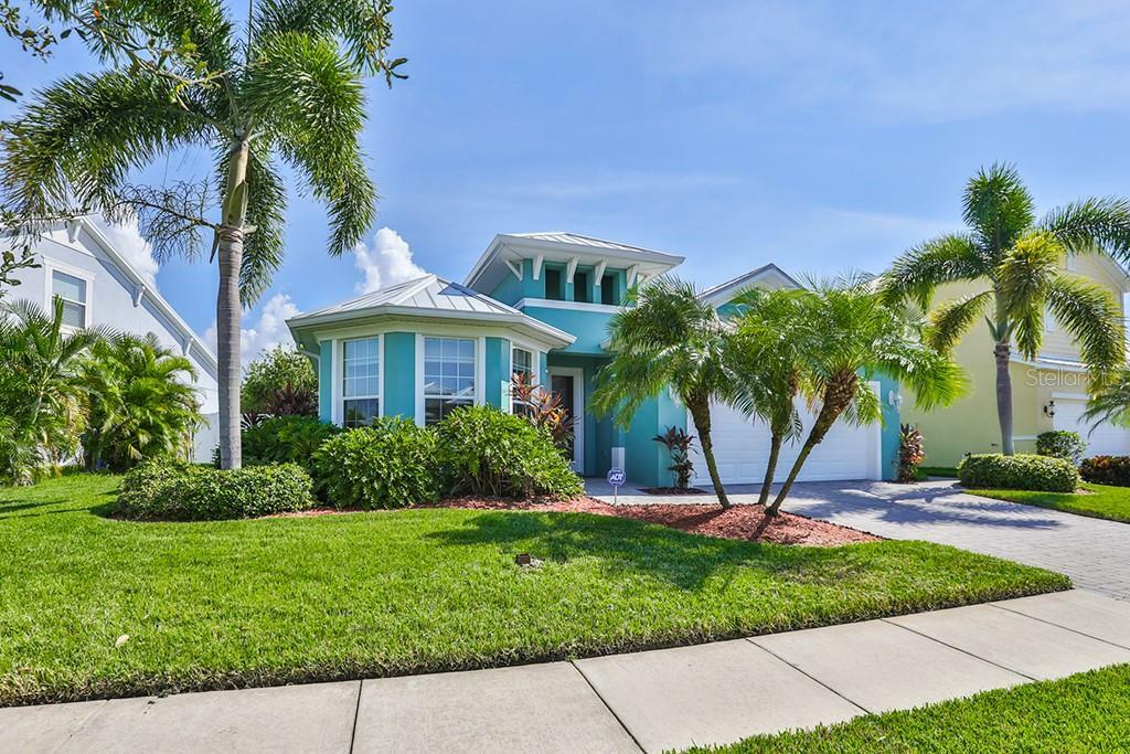 Property Photo:  435 Bahama Grande Boulevard  FL 33572 