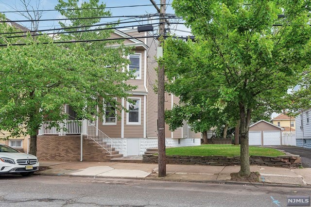 Property Photo:  304 Chestnut Street  NJ 07032 