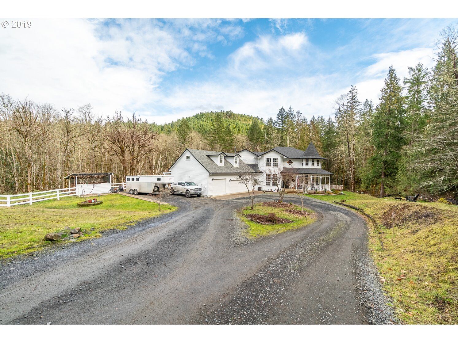 Property Photo: 32468 Wilson Creek Rd OR 97424