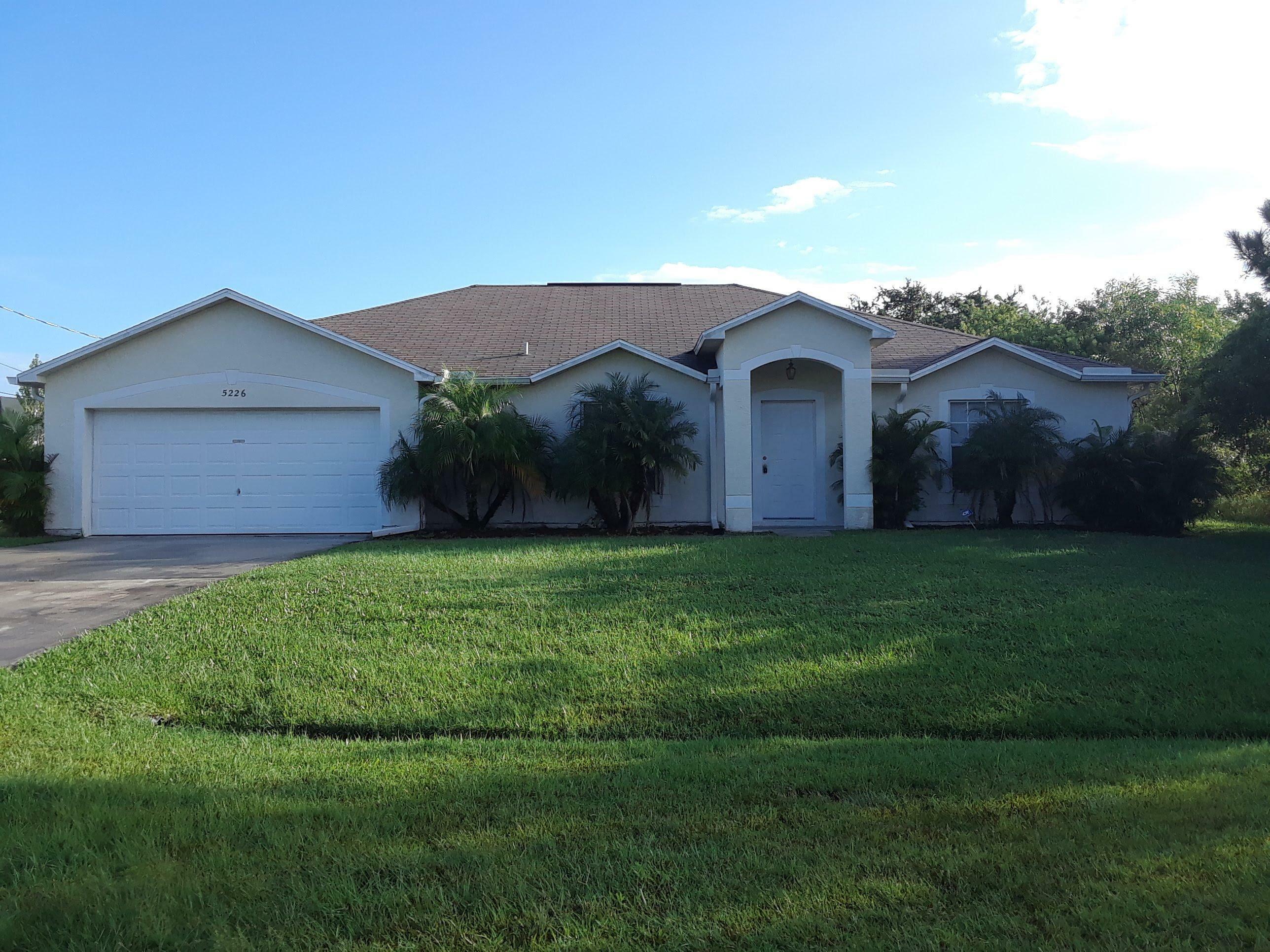 Property Photo:  5226 NW North Lovoy Circle  FL 34986 