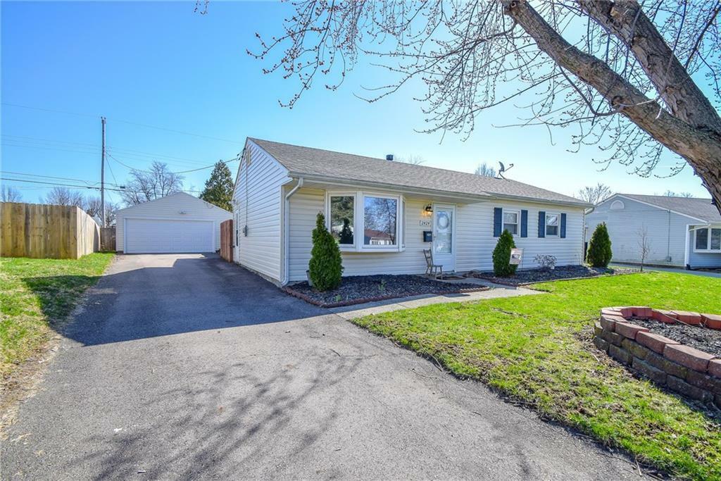 Property Photo: 2424 Bellfield OH 45420
