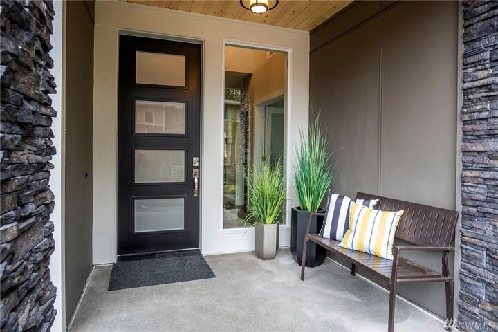 Property Photo:  8017  128th Avenue NE  WA 98033 