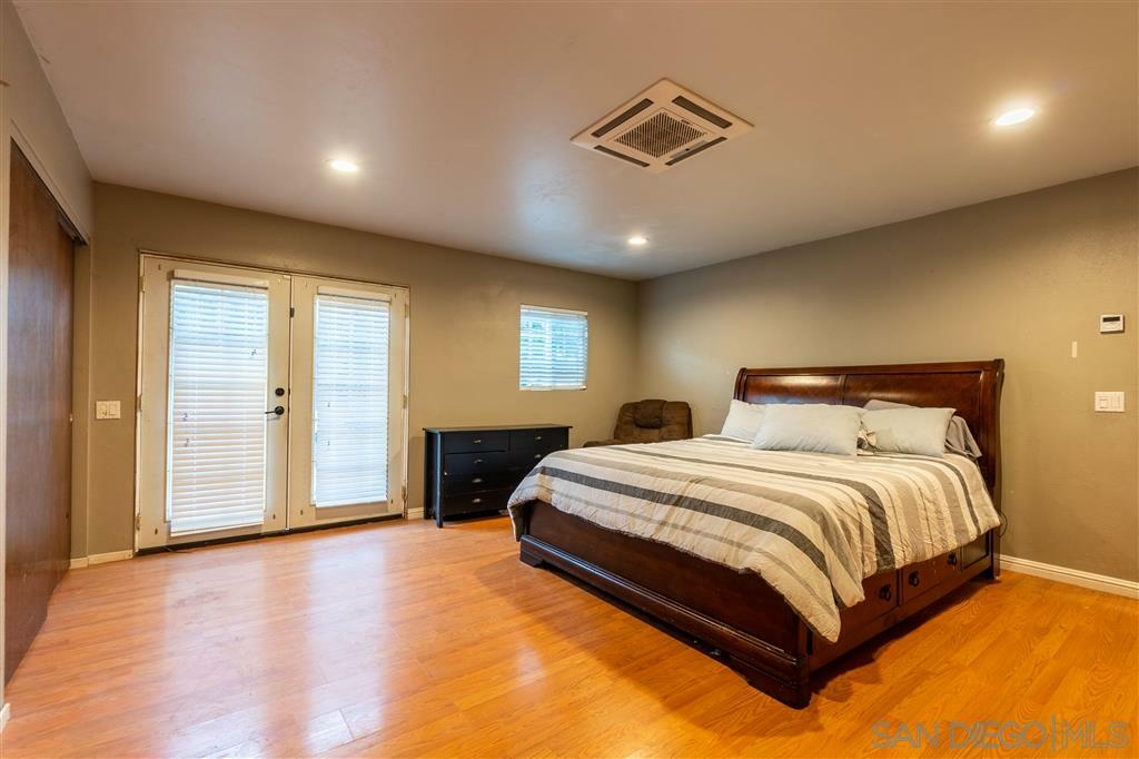 Property Photo:  286 E Madison Ave.  CA 92020 