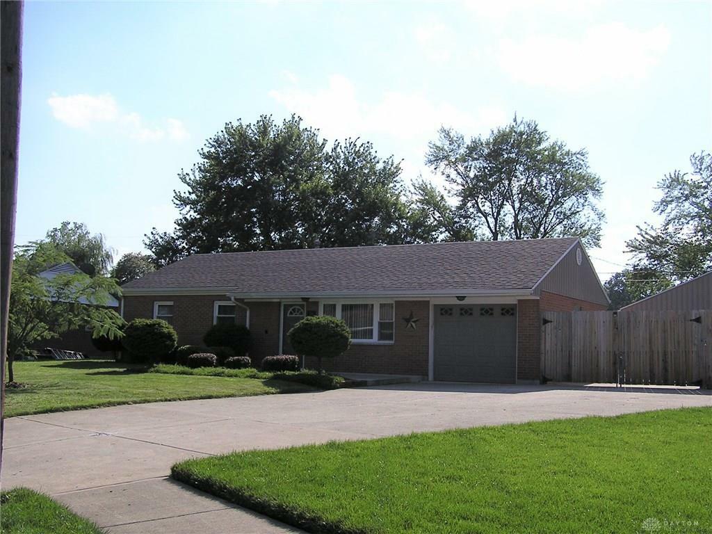316 Lang Court  Englewood OH 45322 photo
