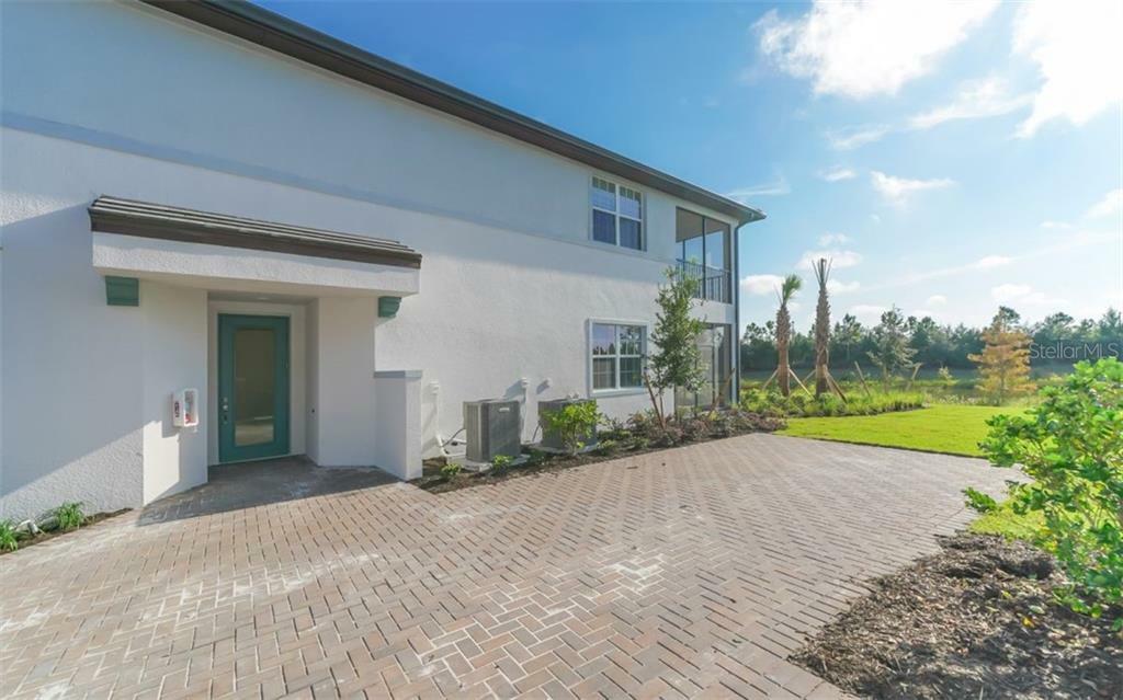 Property Photo: 7415 Divot Loop FL 34202