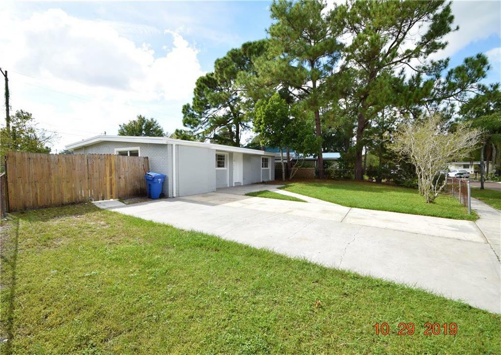 Property Photo:  7919 Rideout Road  FL 33619 