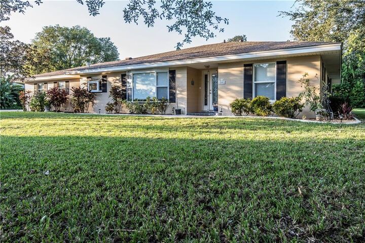 Property Photo:  2601 Palmetto Road  FL 32757 