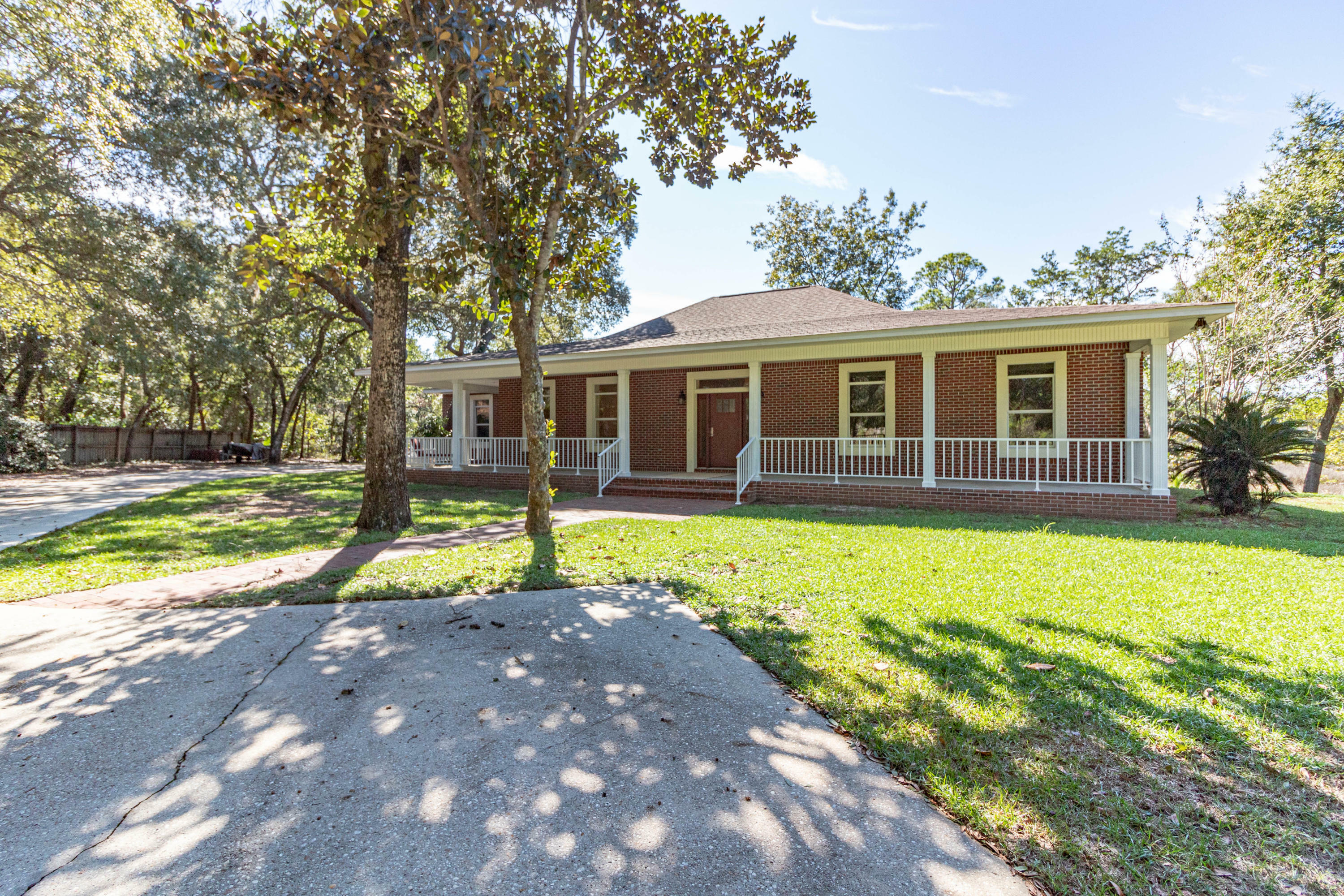 Property Photo: 6921 East Bay Blvd FL 32566