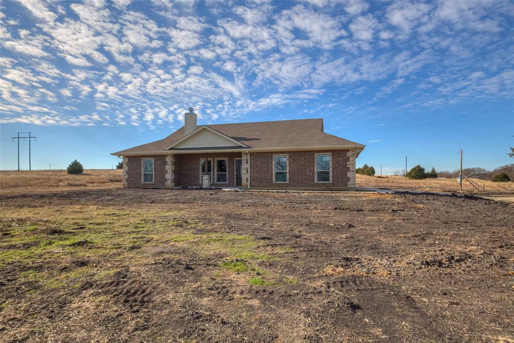 Property Photo:  440 Lone Oak Road  TX 75119 