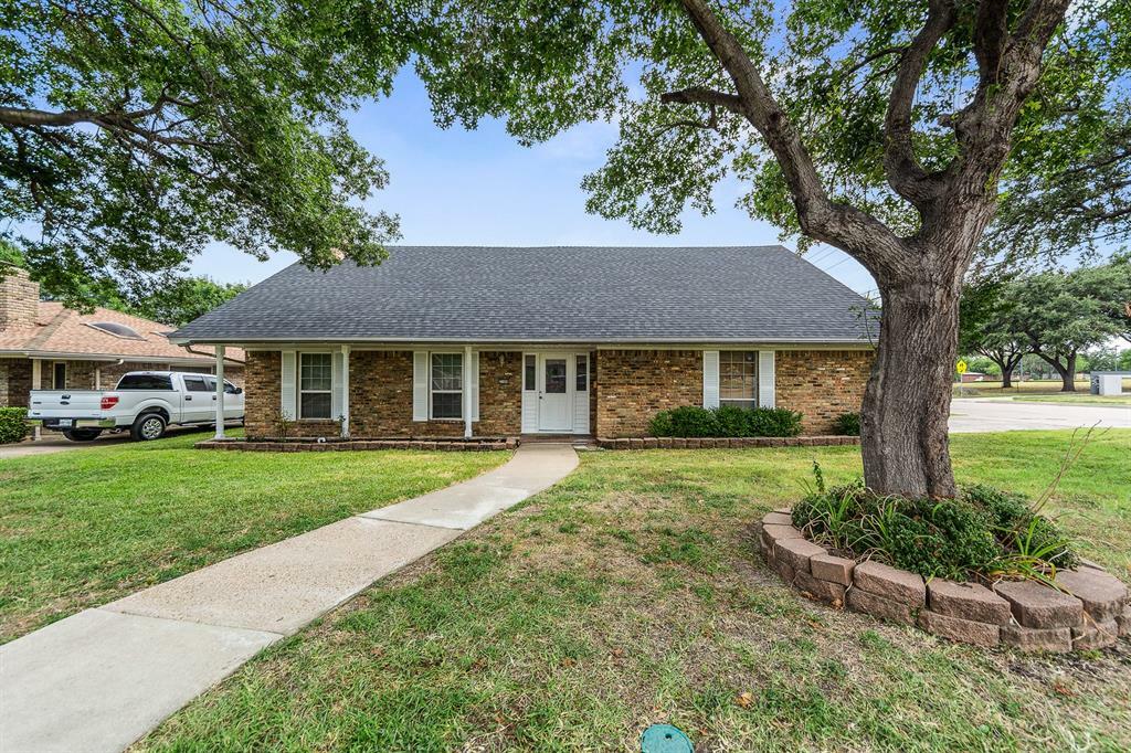 2100 Brentwood Drive  Carrollton TX 75006 photo