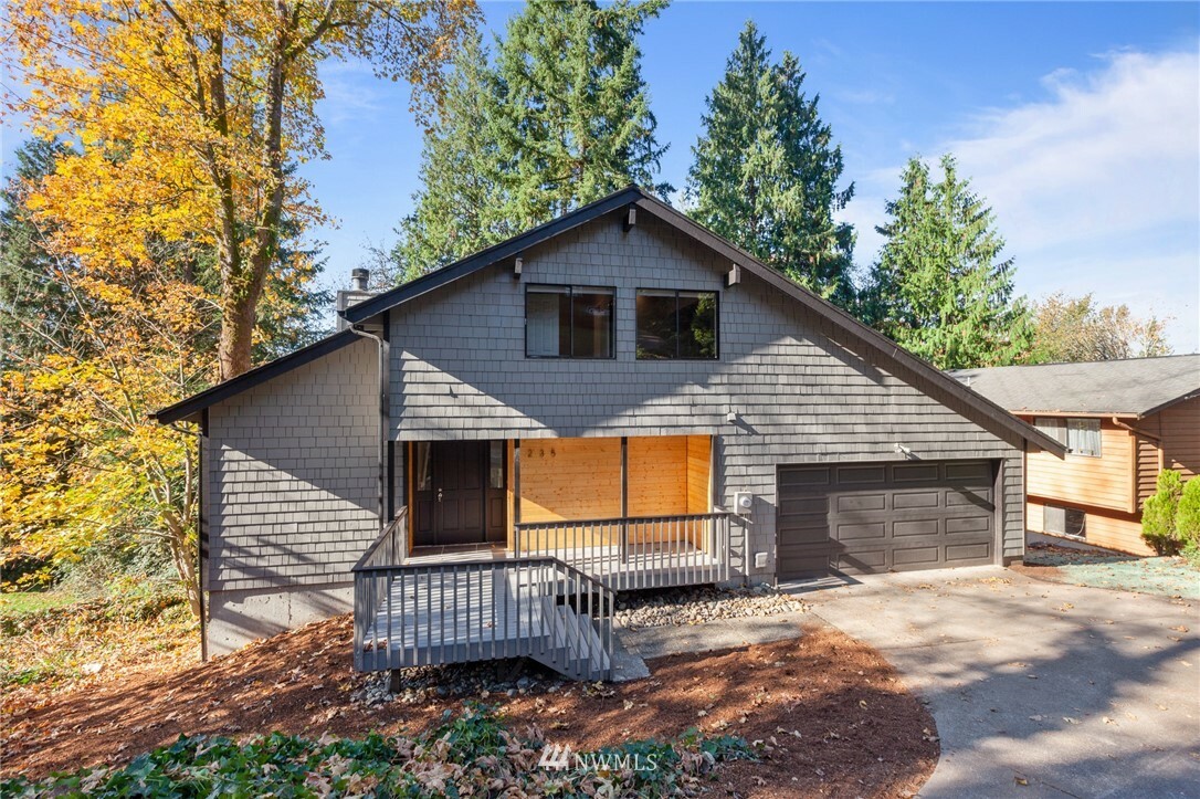 Property Photo:  235 210th Avenue NE  WA 98074 