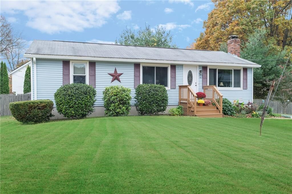 Property Photo:  118 Duchess Rd  RI 02864 