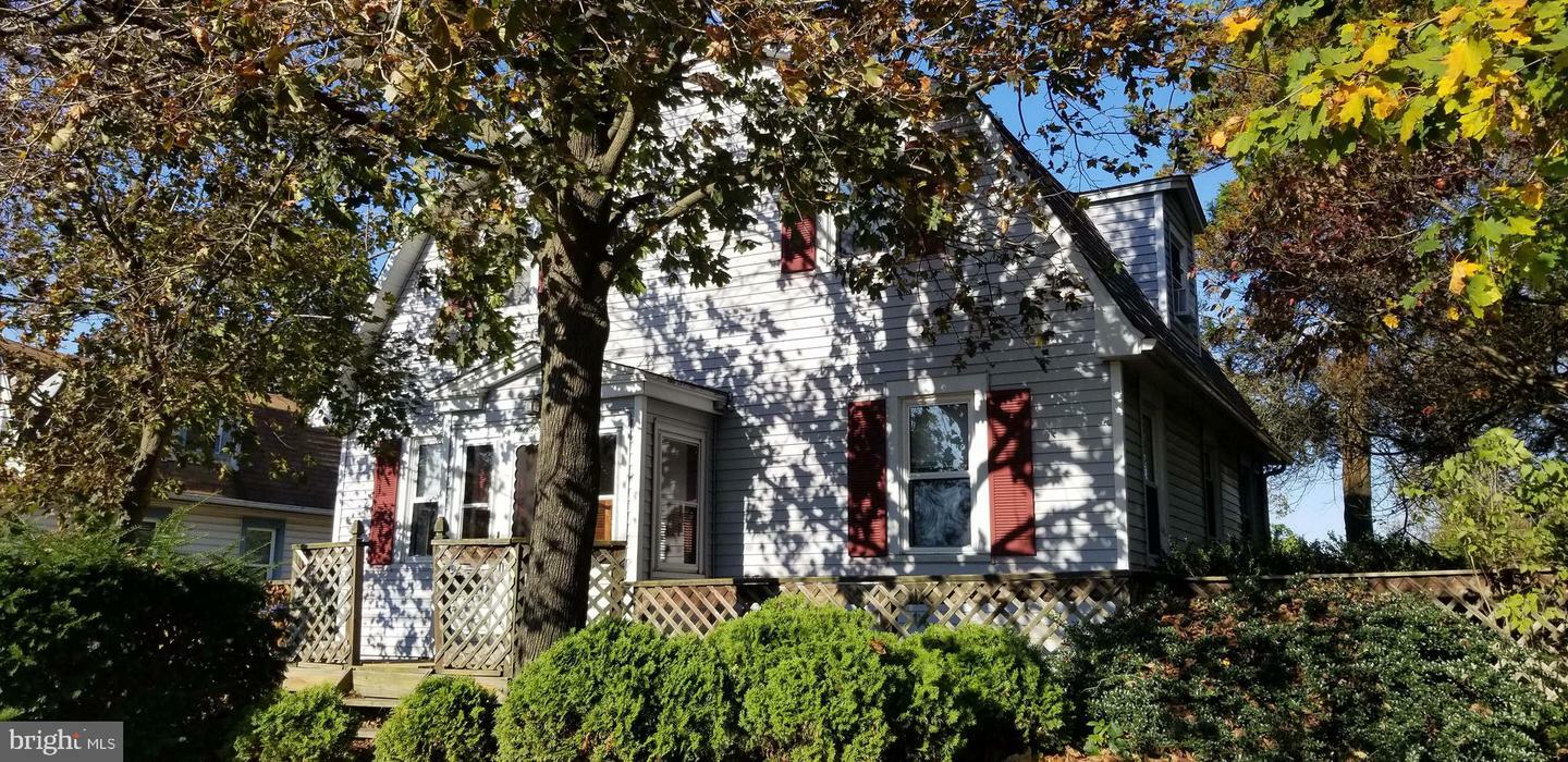 Property Photo:  445 4th Avenue  NJ 08021 