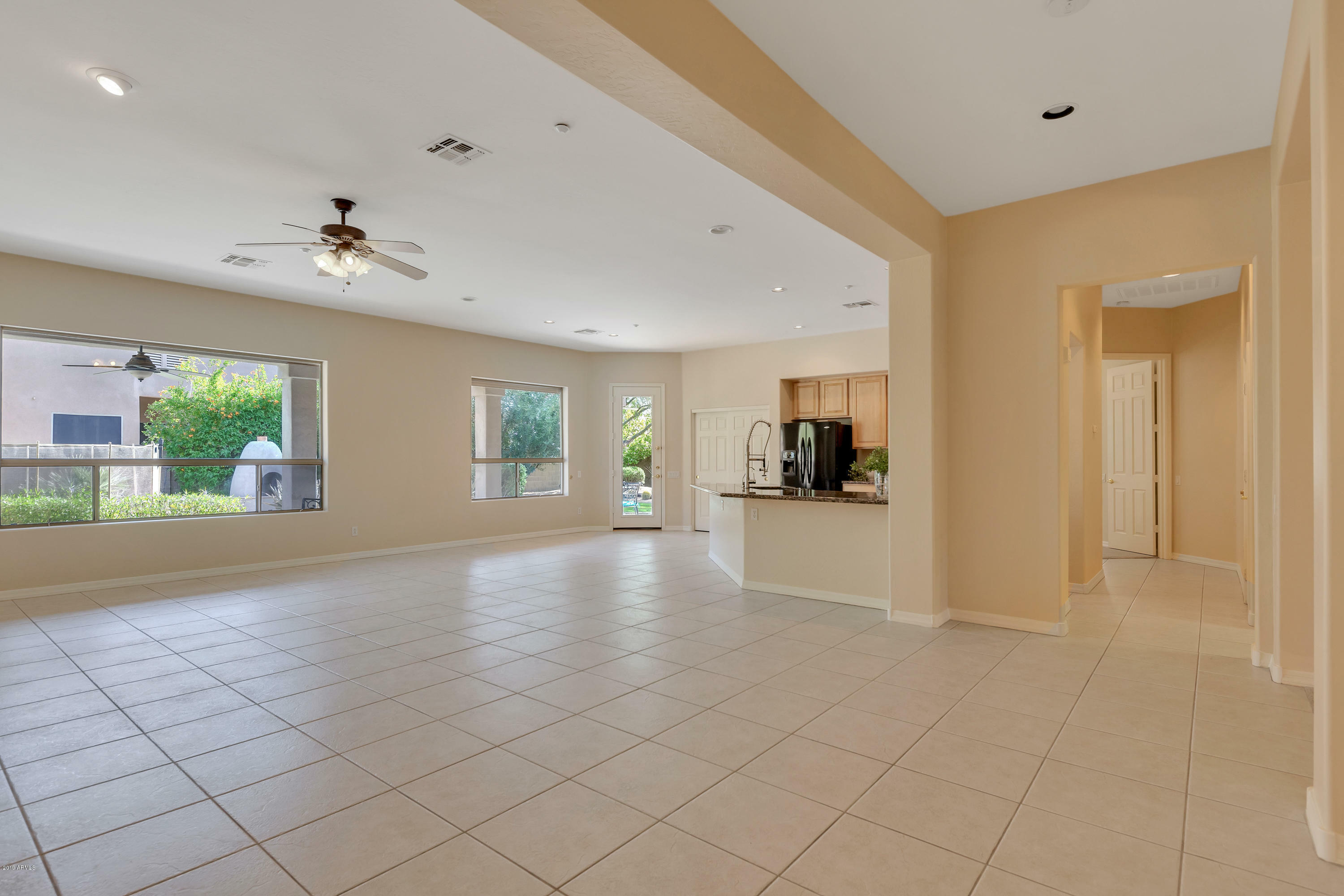 Property Photo: 10963 N 126th Way AZ 85259