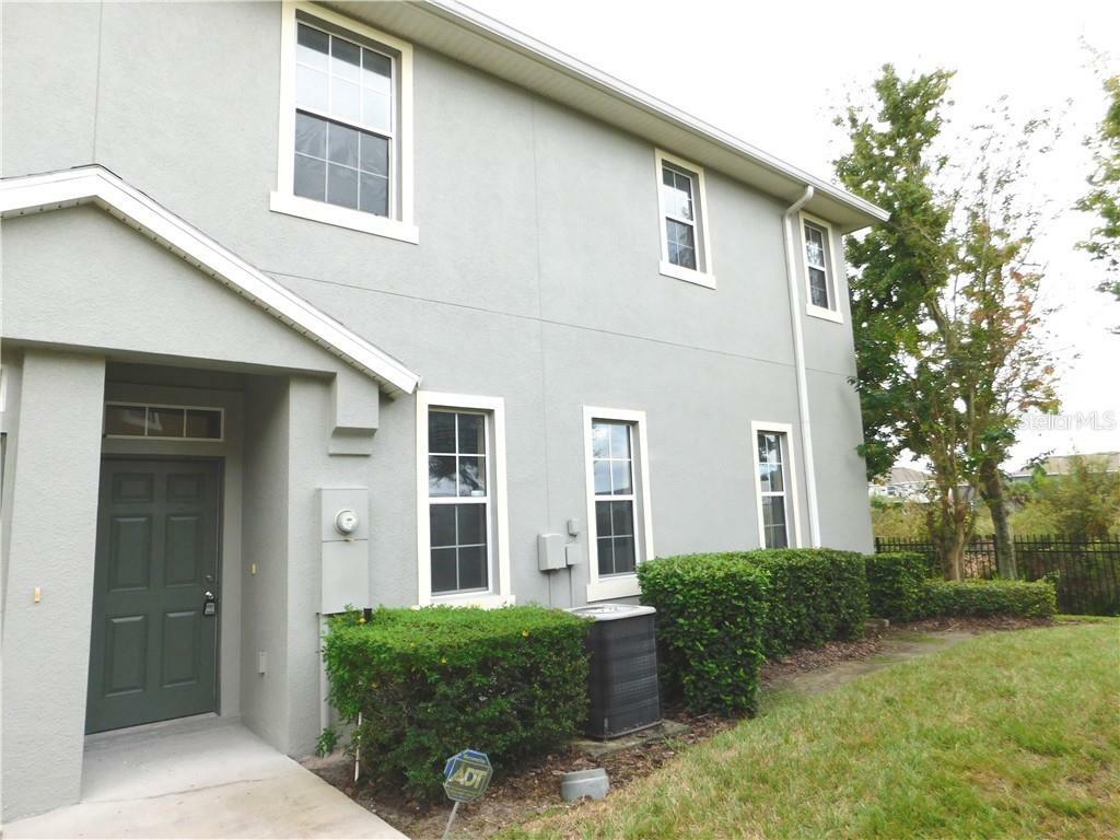 Property Photo:  9062 Moonlit Meadows Loop  FL 33578 