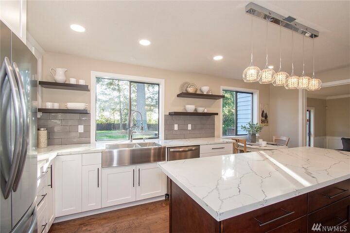 Property Photo:  7118 57th St Ct W  WA 98467 