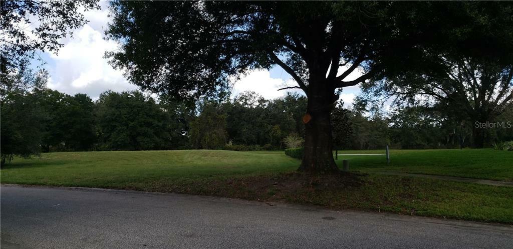 Property Photo: 2811 Coastal Range Way FL 33559