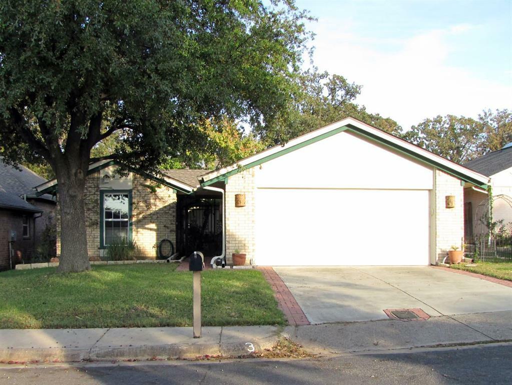 Property Photo:  3 Preston Trail Court  TX 76013 