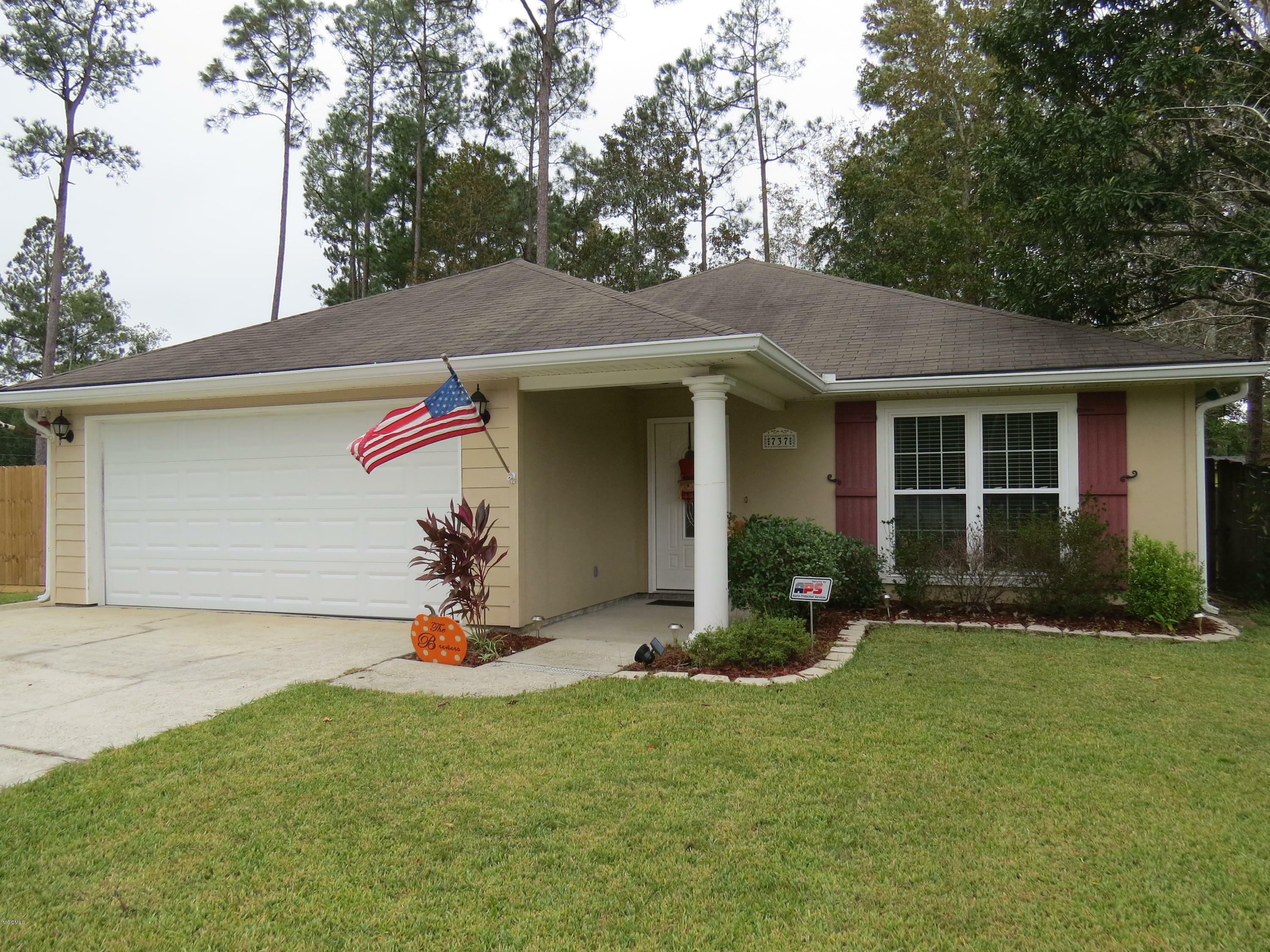 Property Photo: 737 Amoka Drive MS 39525
